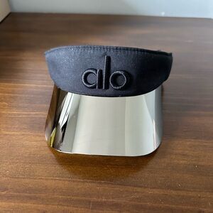 Black Alo Yoga Visor